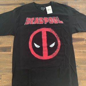 Marvel Deadpool graphic Tshirt Men M